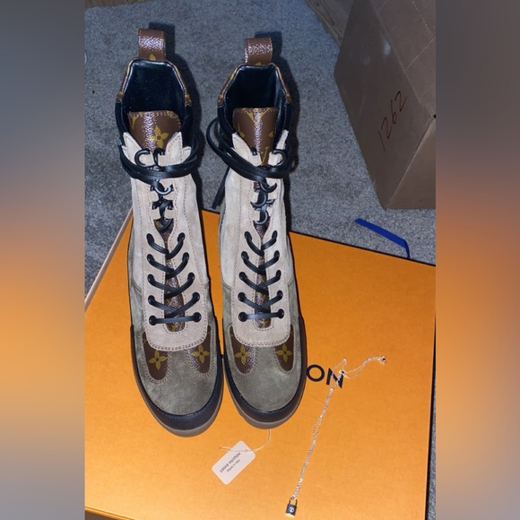 Louis Vuitton Boots - Picture 1 of 3